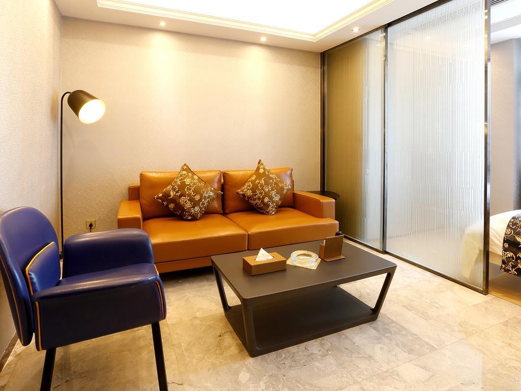 Boman Holiday Apartment Bei Jing Lu Jie Deng Du Hui Branch Гуанджоу Екстериор снимка
